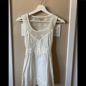 Twentyone brand-beautiful Lace top.